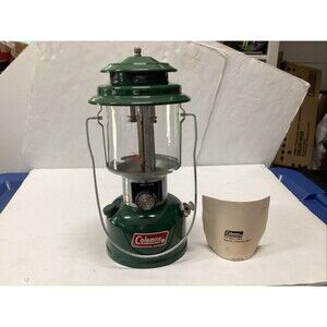 vintage coleman lantern 220K green made in usa
